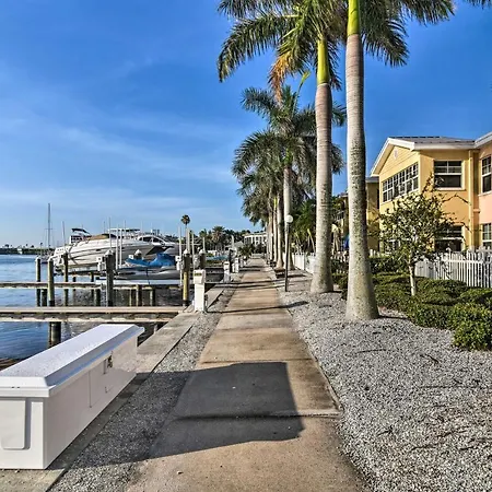 Vibrant Resort Condo With Dedicated Beach Access Clearwater Beach Exterior photo